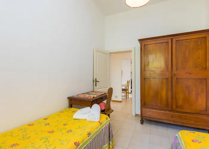 I Lecci By Interhome
